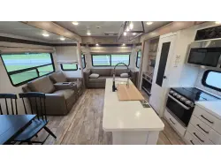 2022 Keystone Arcadia 370RL