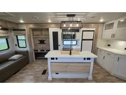 2022 Keystone Arcadia 370RL
