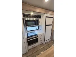 2022 Keystone Arcadia 370RL