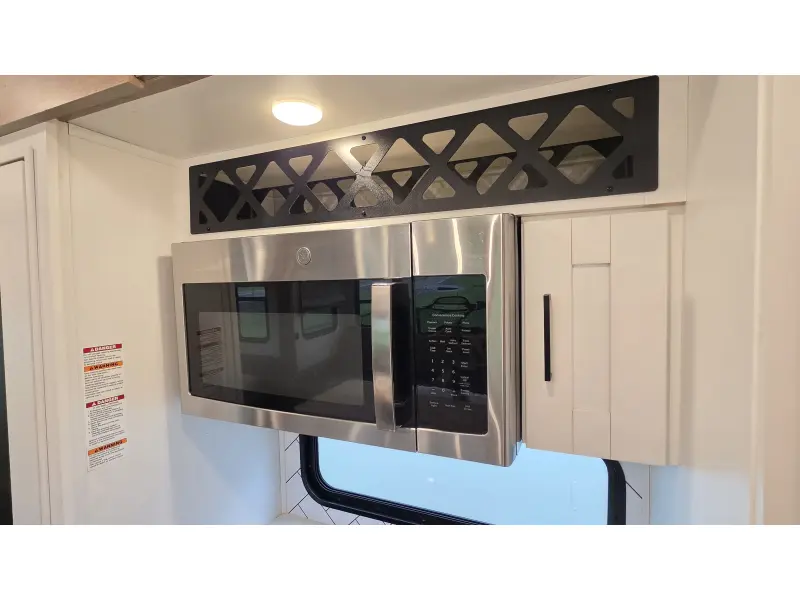2022 Keystone Arcadia 370RL