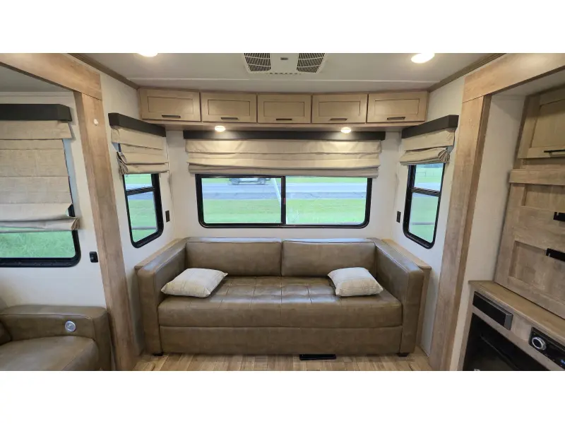 2022 Keystone Arcadia 370RL