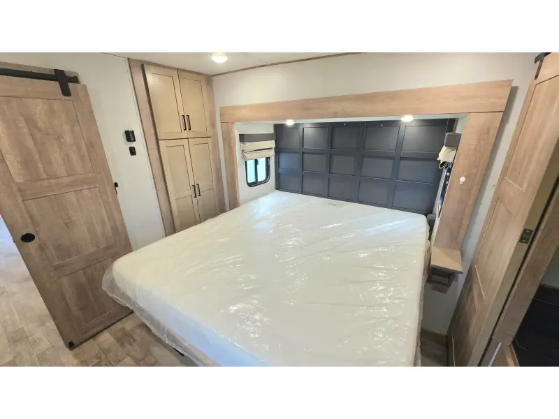 2022 Keystone Arcadia 370RL