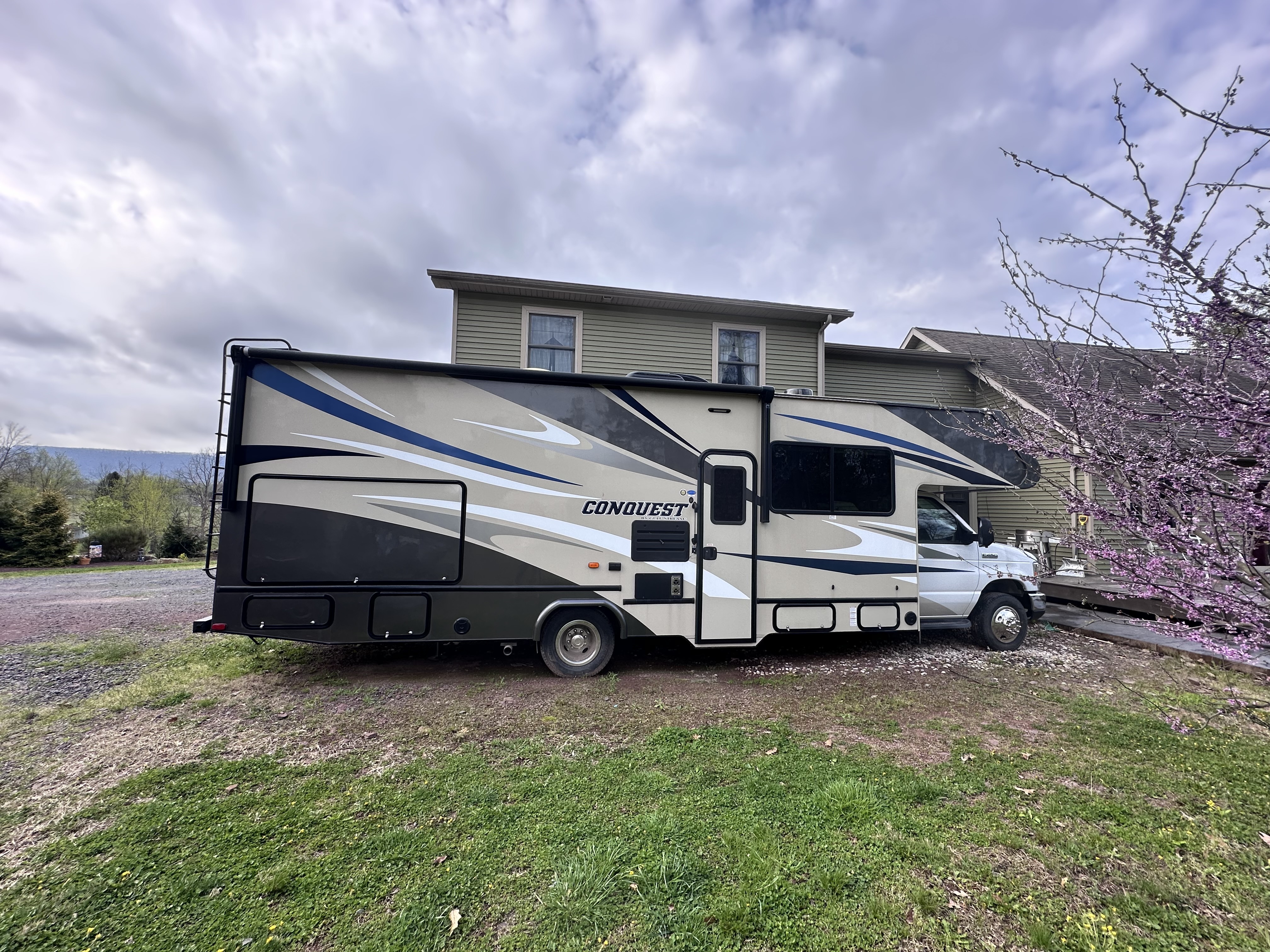 2021 Gulf Stream CONQUEST 6314 in drums PA
