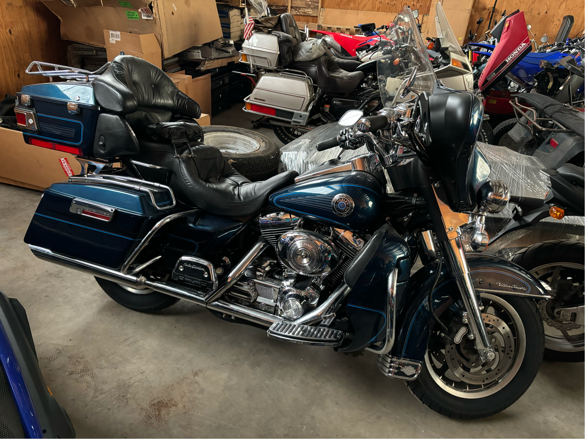 2001 Harley-Davidson FLHTCUI Ultra Classic® Electra Glide® ULTRA CLASSIC FLHTCU in Escanaba, MI