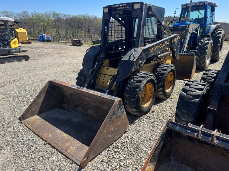 1997 NEW HOLLAND L465 in Lewisville, OH