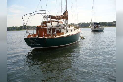 1980 Cape Dory 28 in north stonington CT