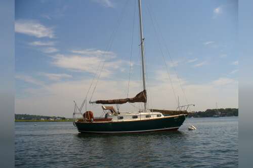 1980 Cape Dory 28 in north stonington CT