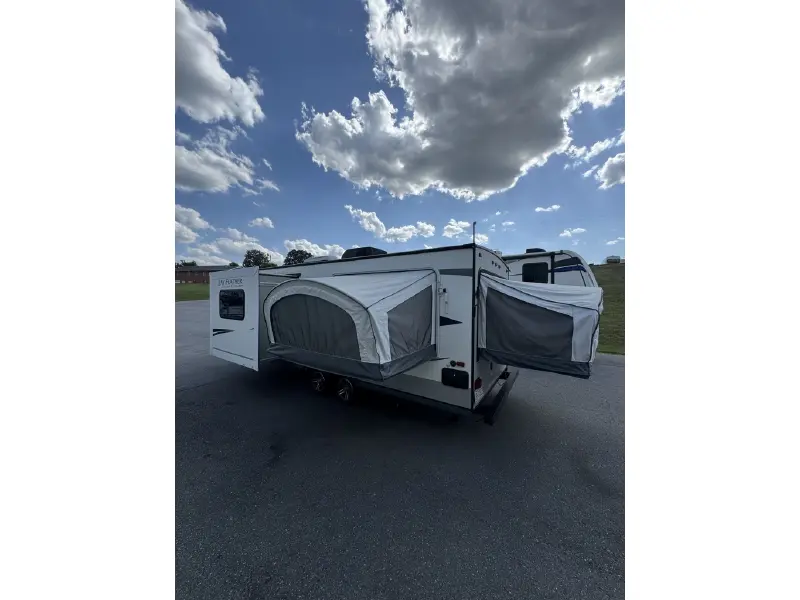 2015 JAYCO JAY FEATHER X23F