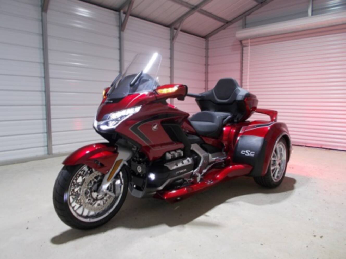 A photo of this 2026 Honda GOLD WING 1800 TRIKE