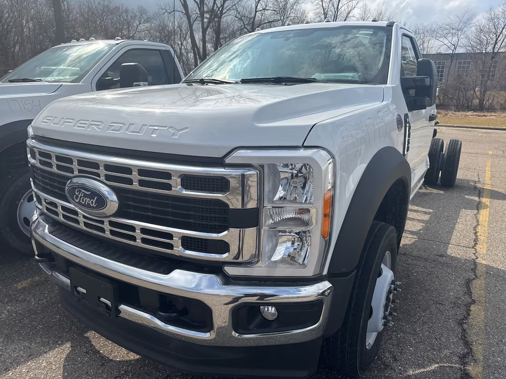 2023 FORD F450 XLT XLT in Sterling Heights, MI