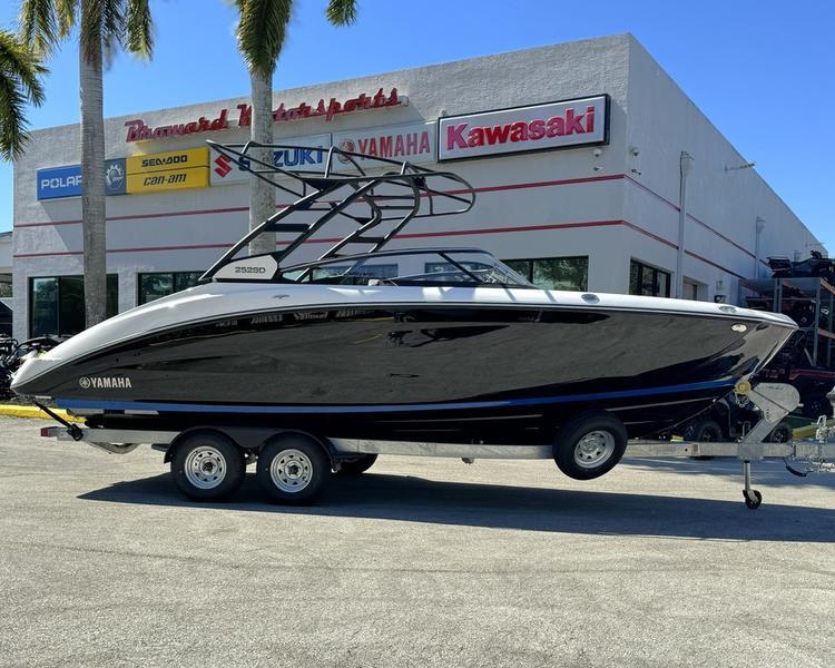 2026 Yamaha 252SD in hollywood FL