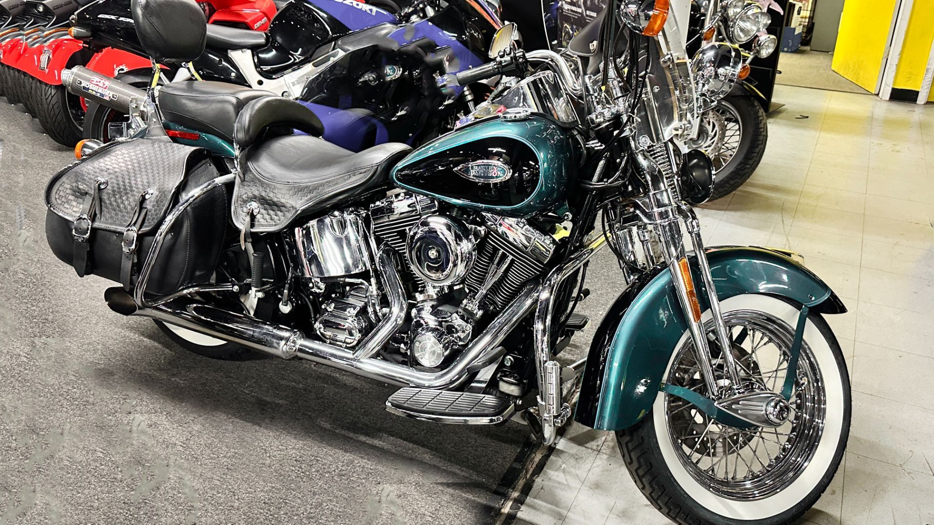 2001 Harley-Davidson FLSTS/FLSTSI Heritage Springer® in Oakdale, NY
