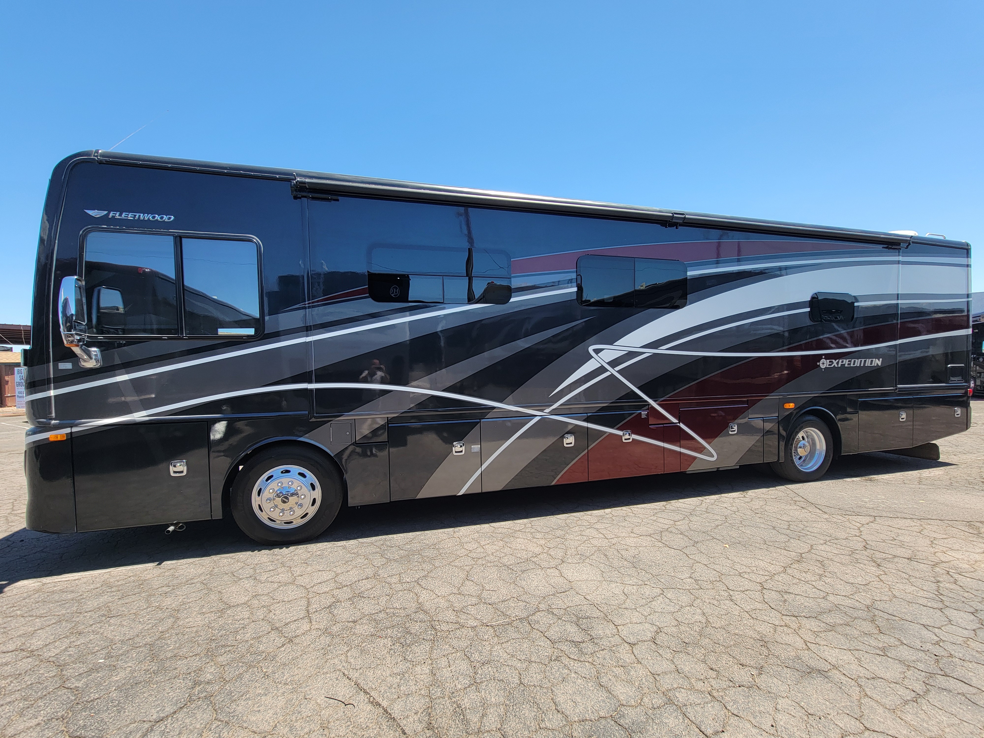 2015 Fleetwood EXPEDITION 38K in phoenix AZ