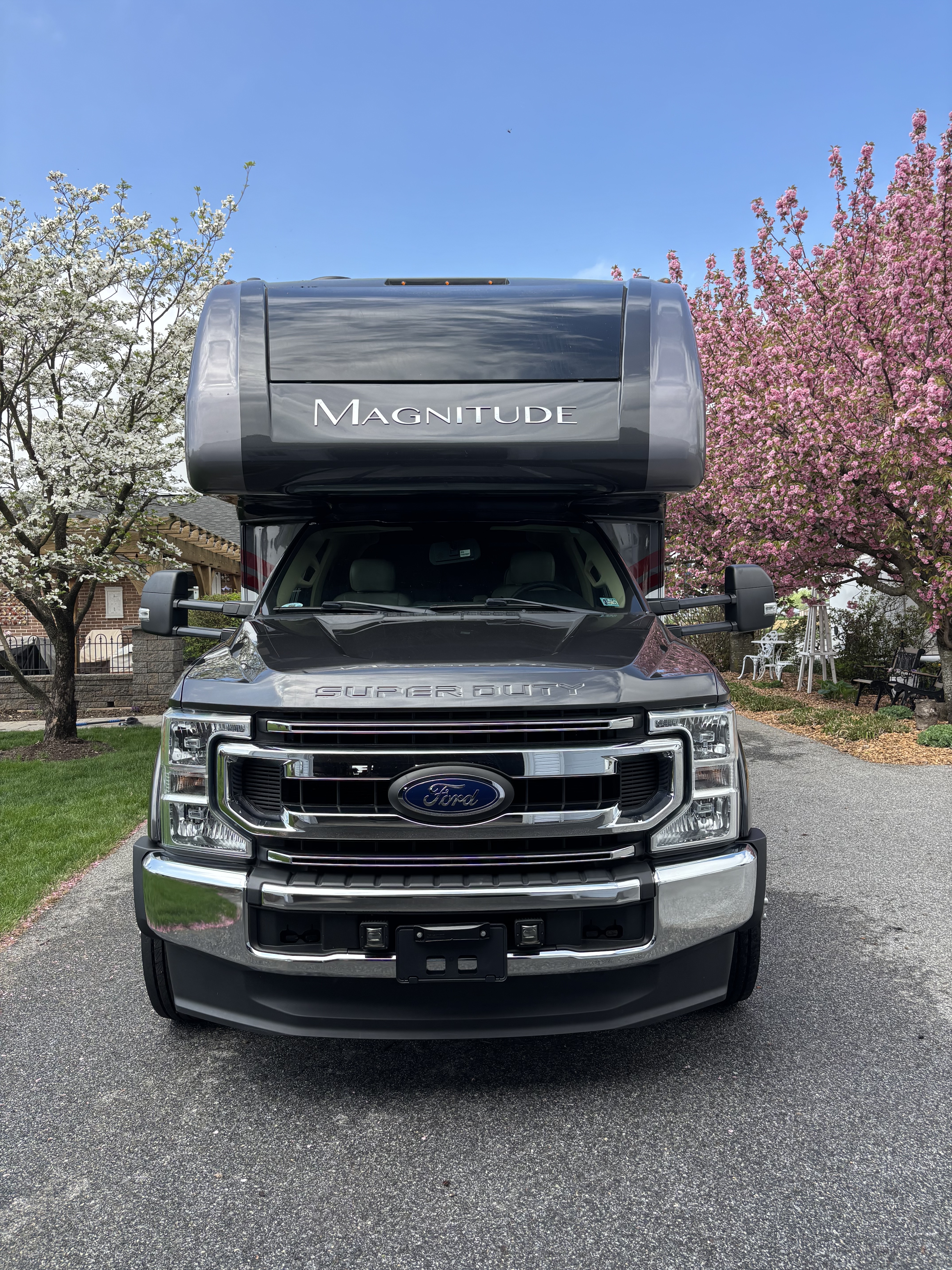 2021 Thor Motor Coach MAGNITUDE SUPER C SV34 in cochranville PA