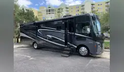 2018 Winnebago VISTA LX 35F RV