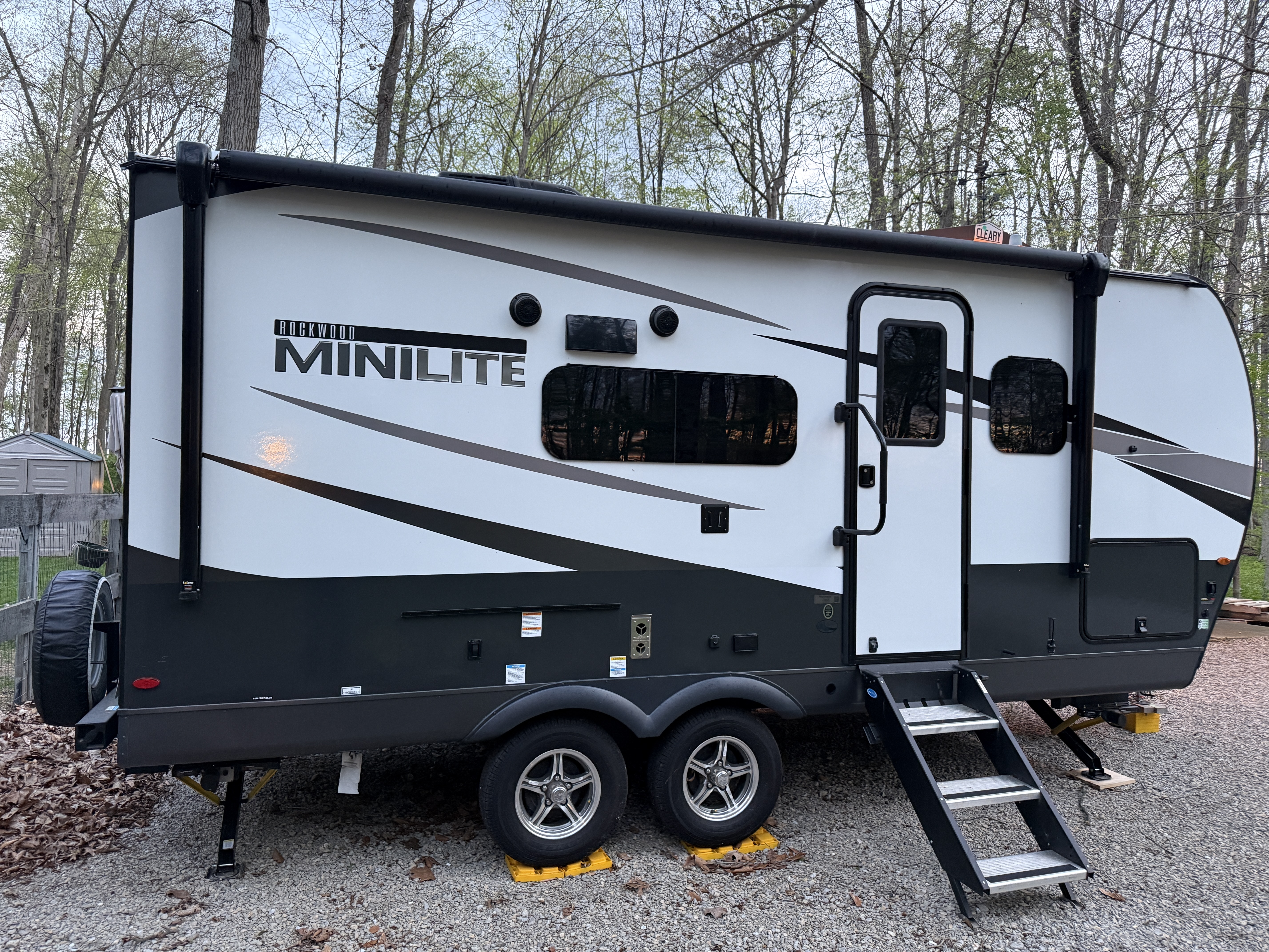 2024 Forest River ROCKWOOD MINI LITE 2104S in west milton OH