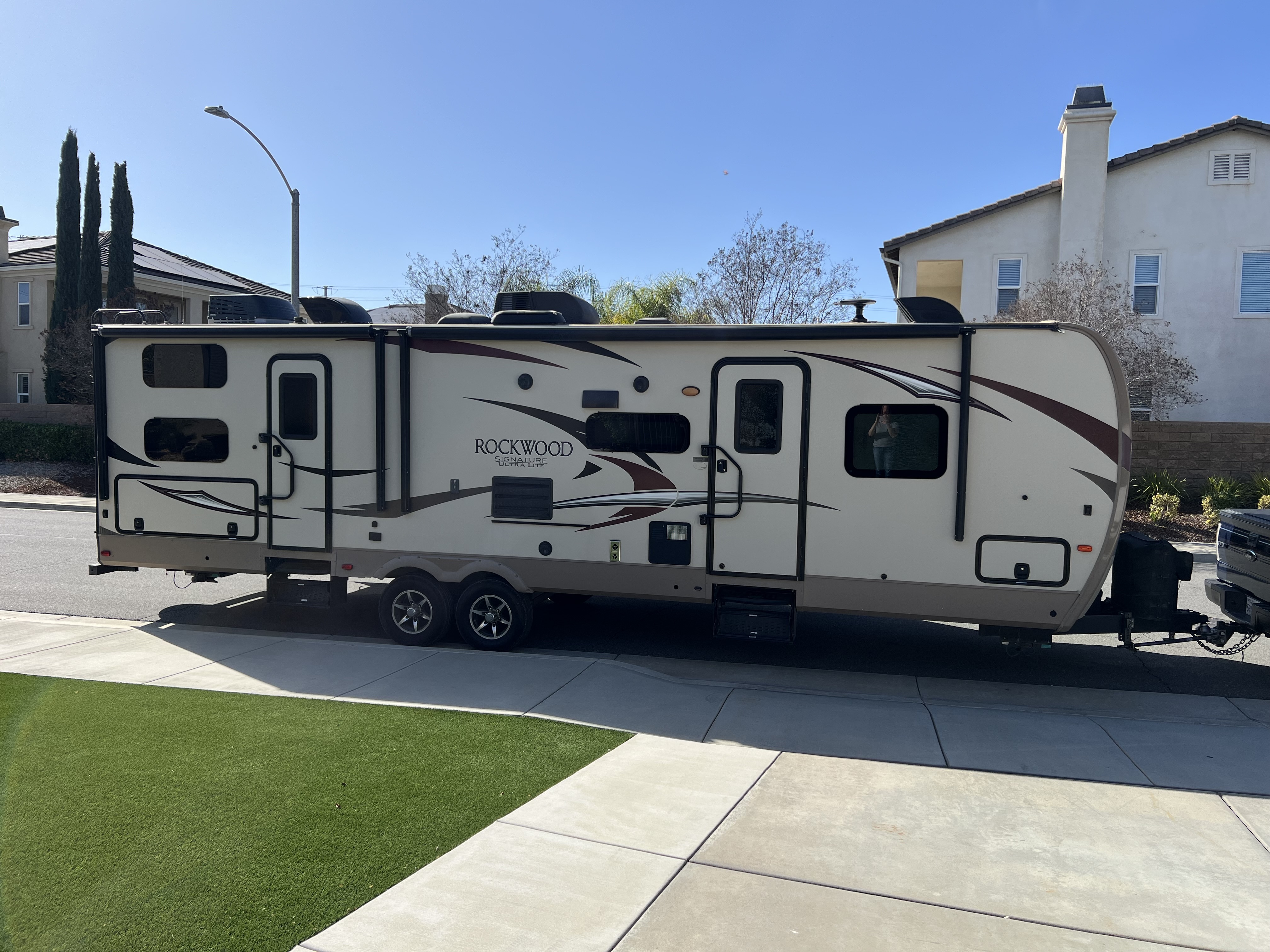 2017 Forest River ROCKWOOD SIGNATURE ULTRA LITE 8311WS in menifee CA