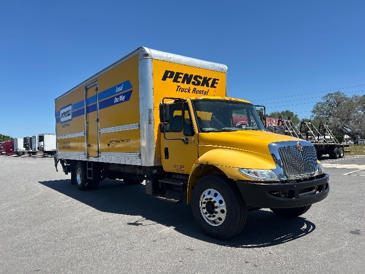 2019 INTERNATIONAL 4300 in Greensboro, NC