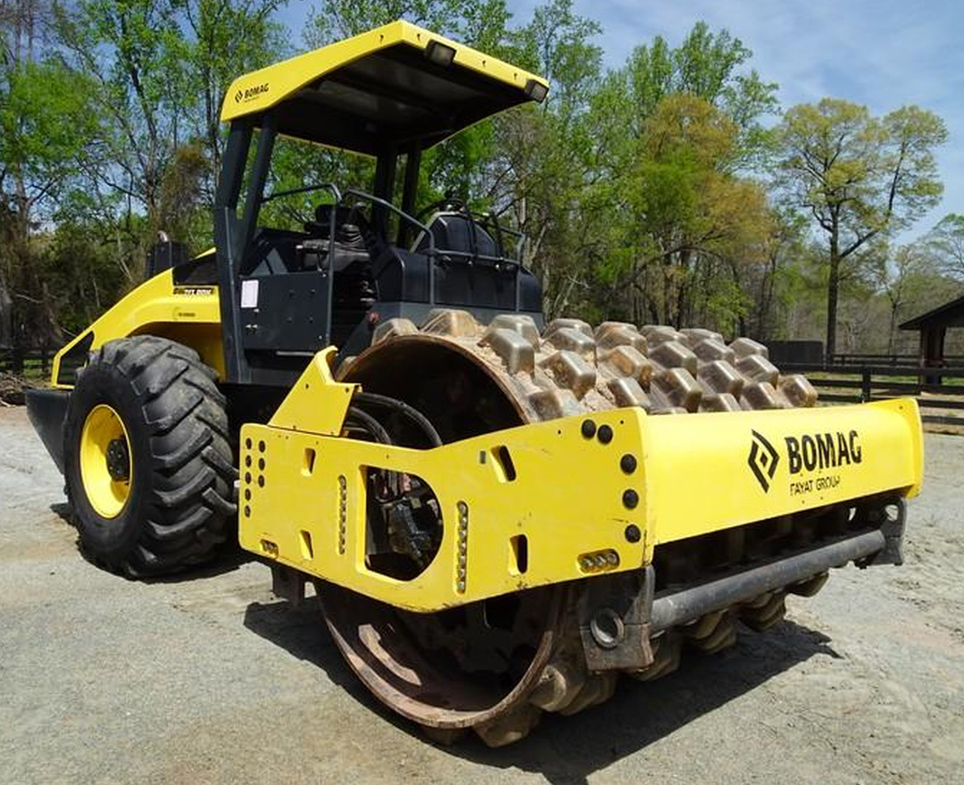 2018 Bomag BW213PDH in Bristol, PA