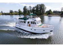 4 Cruising Tugs and Trawlers Under 40 Feet image