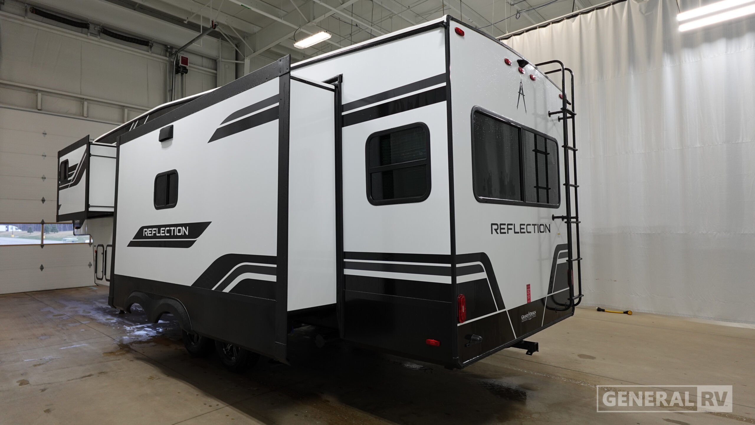 2026 Grand Design REFLECTION 303RLS in mt clemens MI