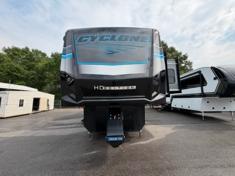 2024 Heartland Cyclone 4118 in dothan AL