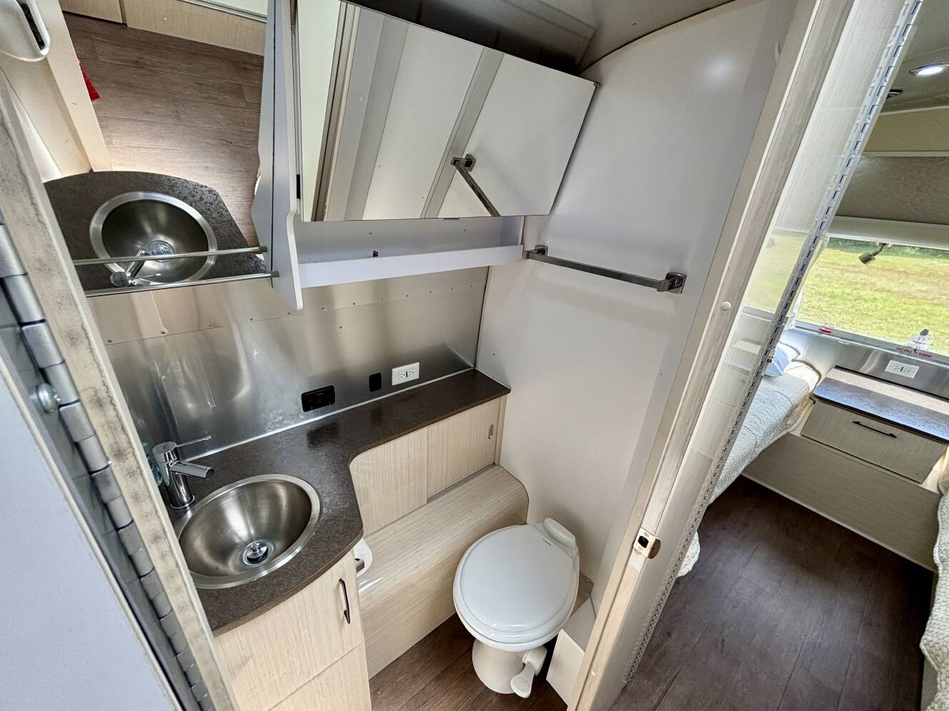 A photo of this 2019 Airstream INTERNATIONAL SERENITY 28RB TWIN