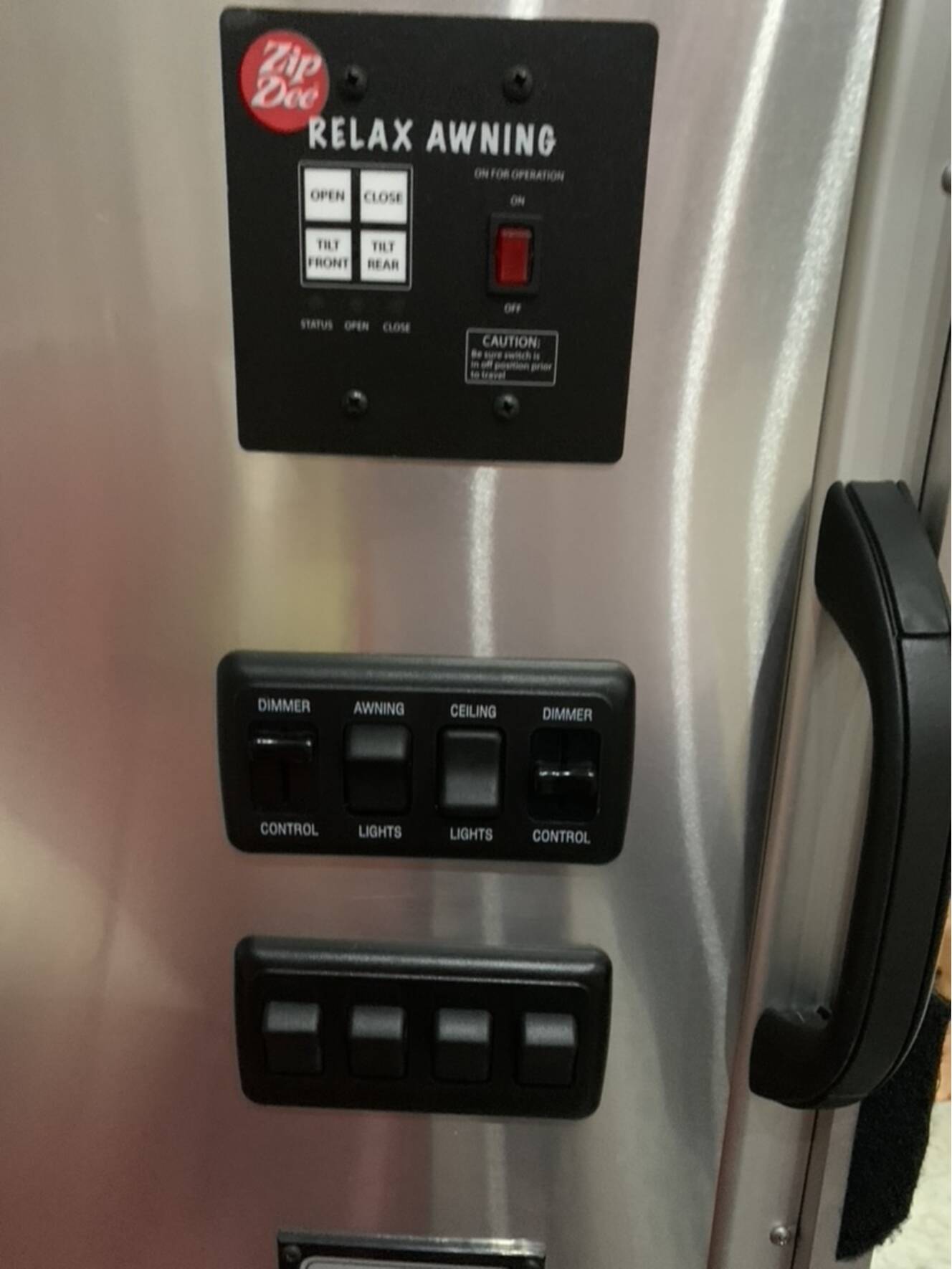 A photo of this 2019 Airstream INTERNATIONAL SERENITY 28RB TWIN