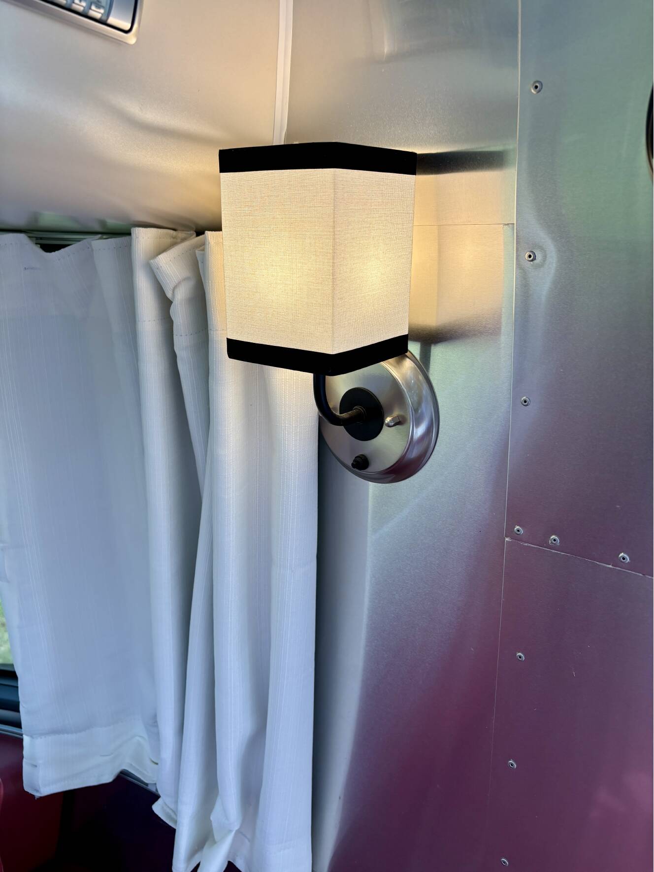 A photo of this 2019 Airstream INTERNATIONAL SERENITY 28RB TWIN