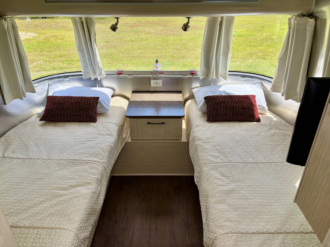 A photo of this 2019 Airstream INTERNATIONAL SERENITY 28RB TWIN