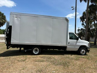 2022 FORD ECONOLINE in Palatka, FL