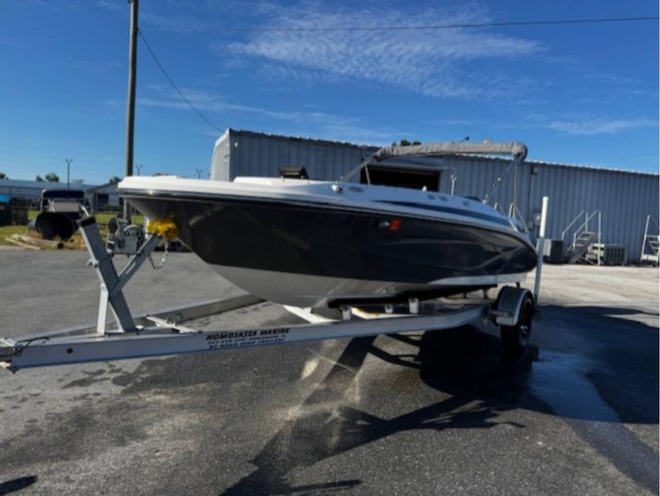 A photo of this 2022 Hurricane SUNDECK SPORT SS 185