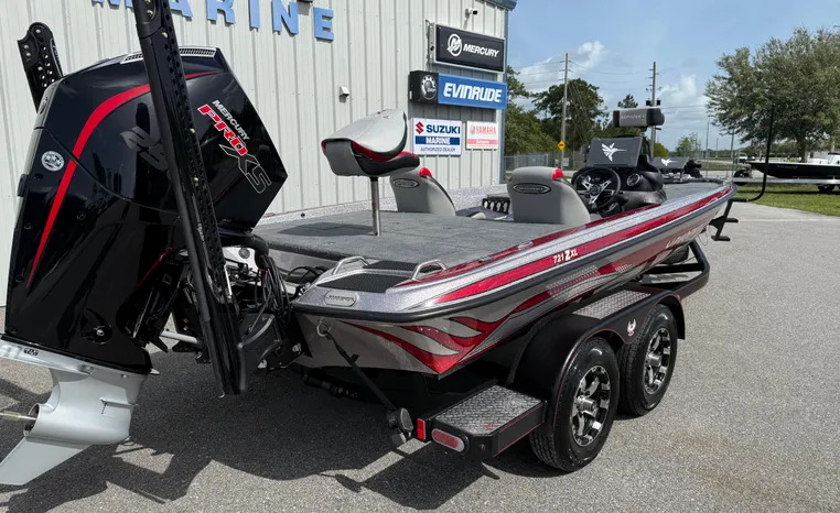 New 2026 Phoenix 721 Zxl Pro Xp For Sale in St. Cloud, FL