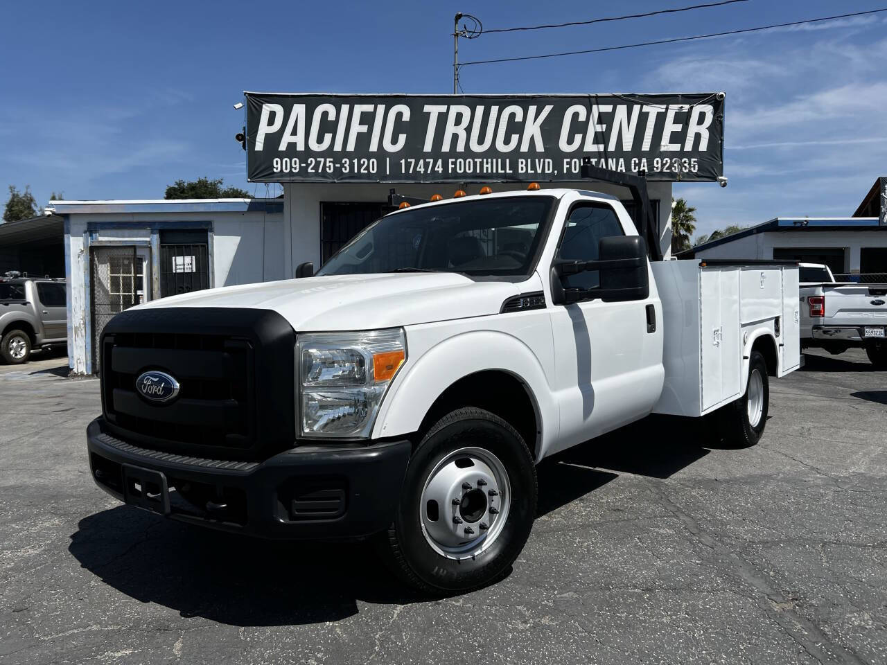 2011 FORD F350 XL in Fontana, CA