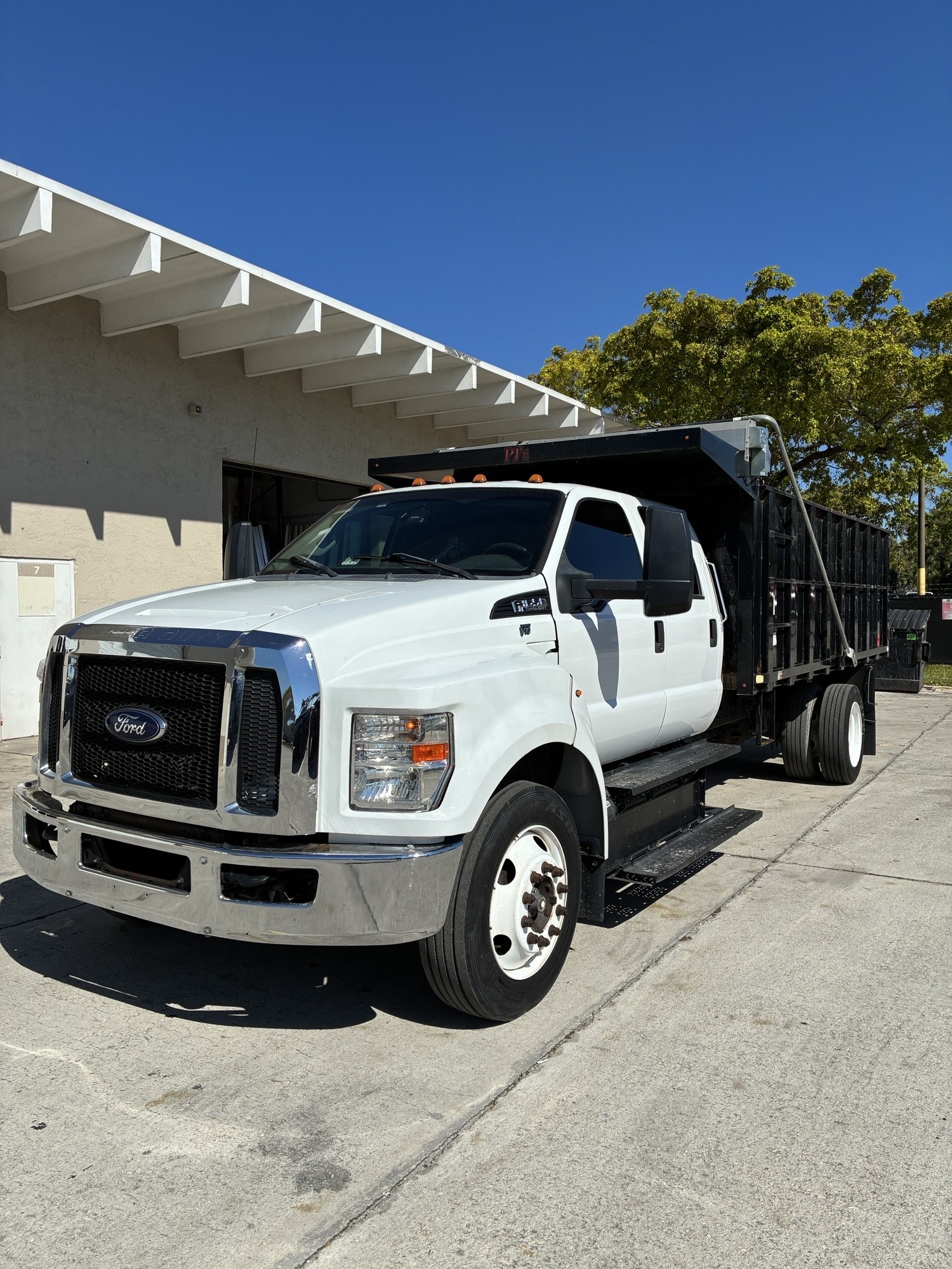 2017 FORD F650 SD GAS STRAIGHT FRAME SD GAS STRAIGHT FRAME in Lake Worth Beach, FL