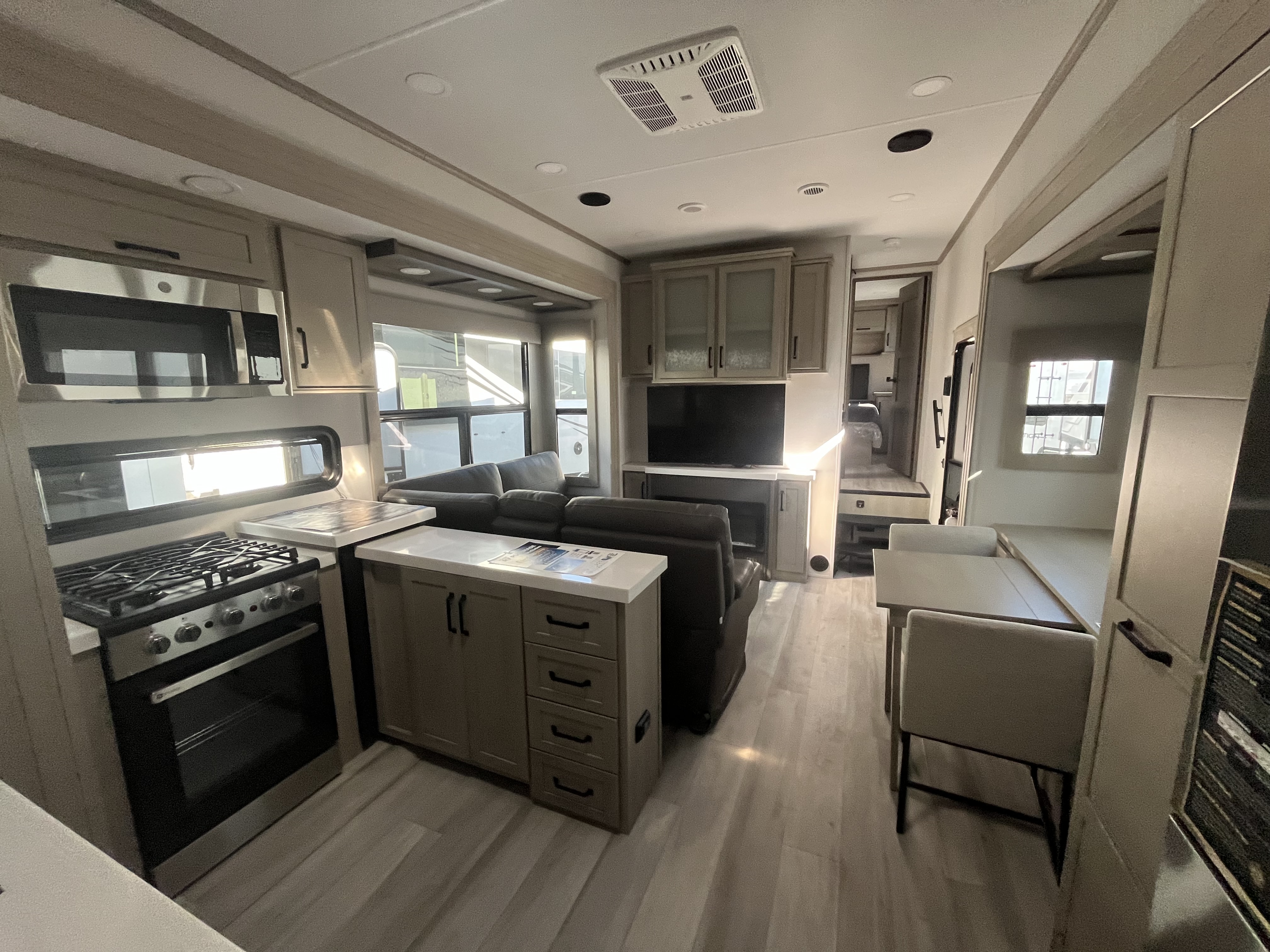 2025 Grand Design MOMENTUM M-CLASS 344M RV