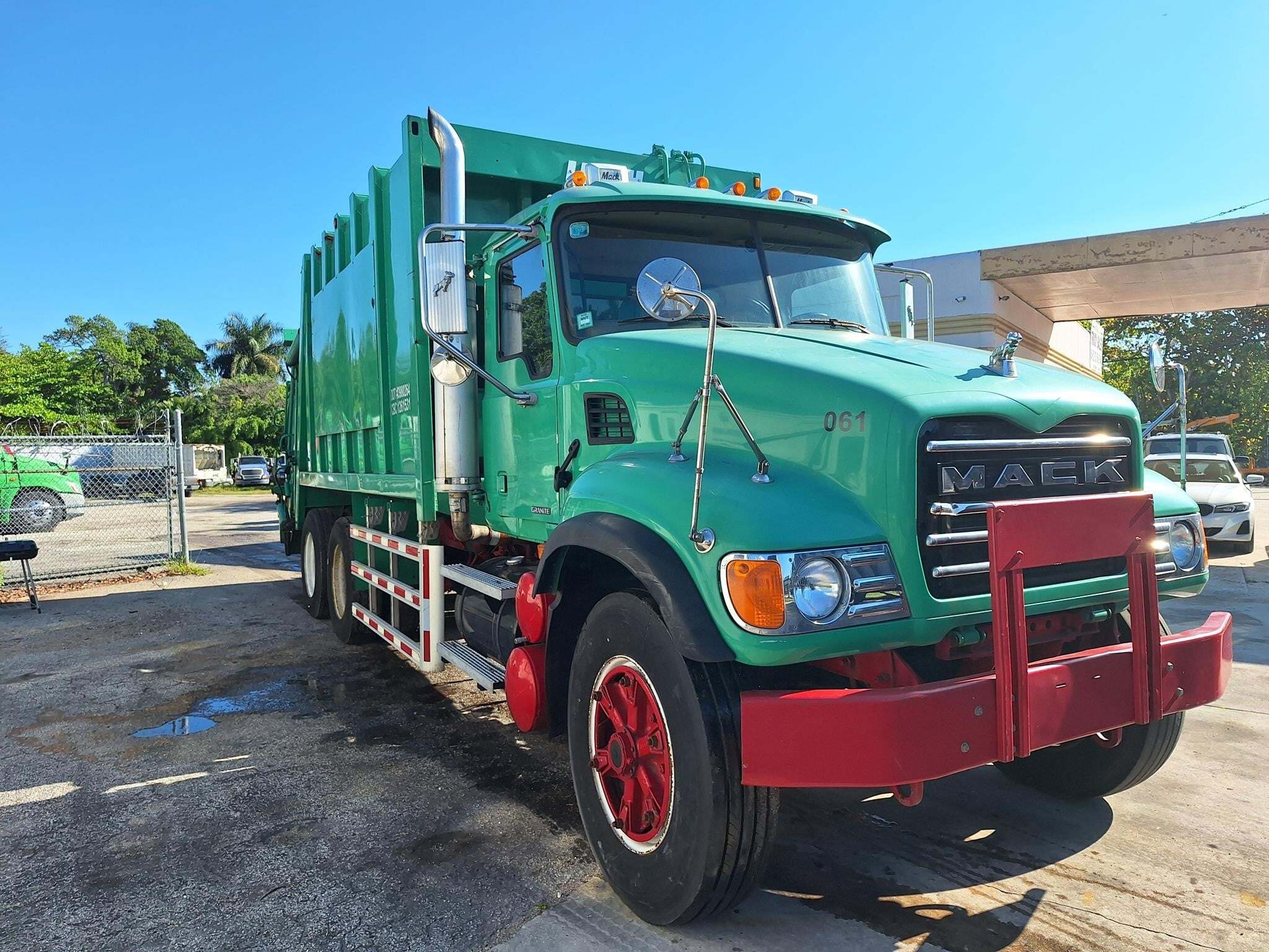 2006 MACK GRANITE CV713 in Fort Lauderdale, FL