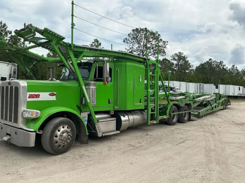 2024 PETERBILT 389