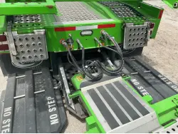 2024 PETERBILT 389