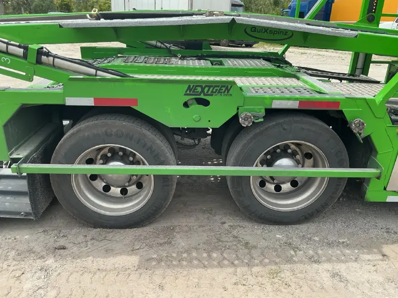 2024 PETERBILT 389