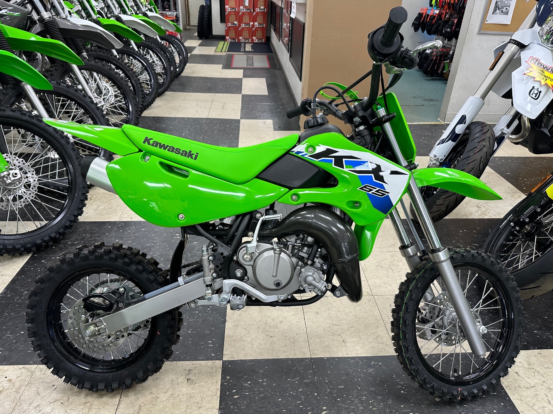 バイク KX65 KAWASAKI KX65 2007 Parts and Technical Specifications - Webike Japan