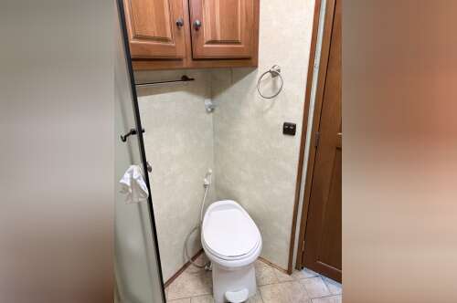2008 Winnebago VECTRA 40TD in the villages FL