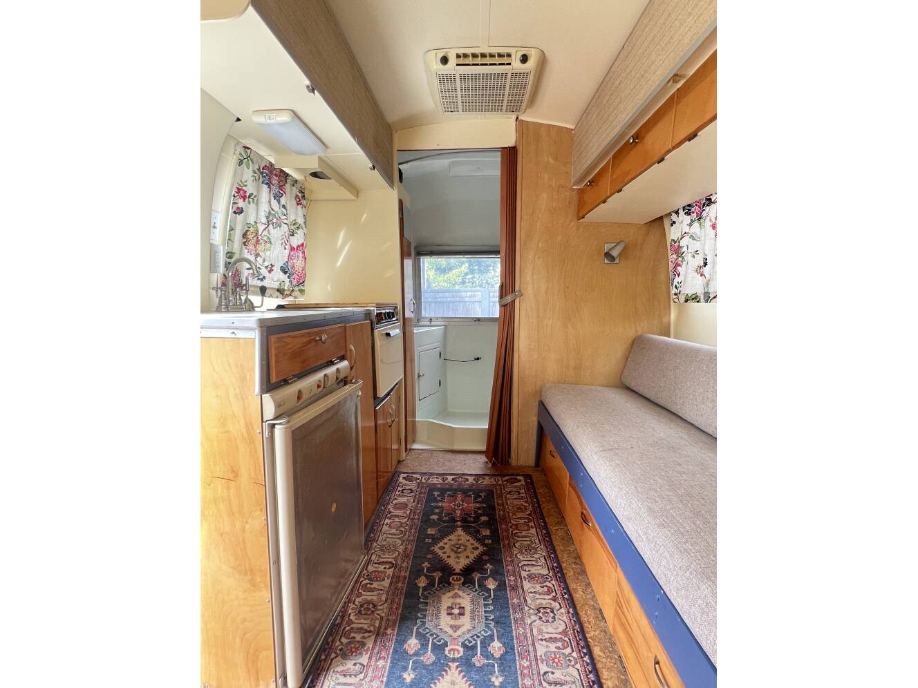 A photo of this 1966 Airstream CARAVEL 17