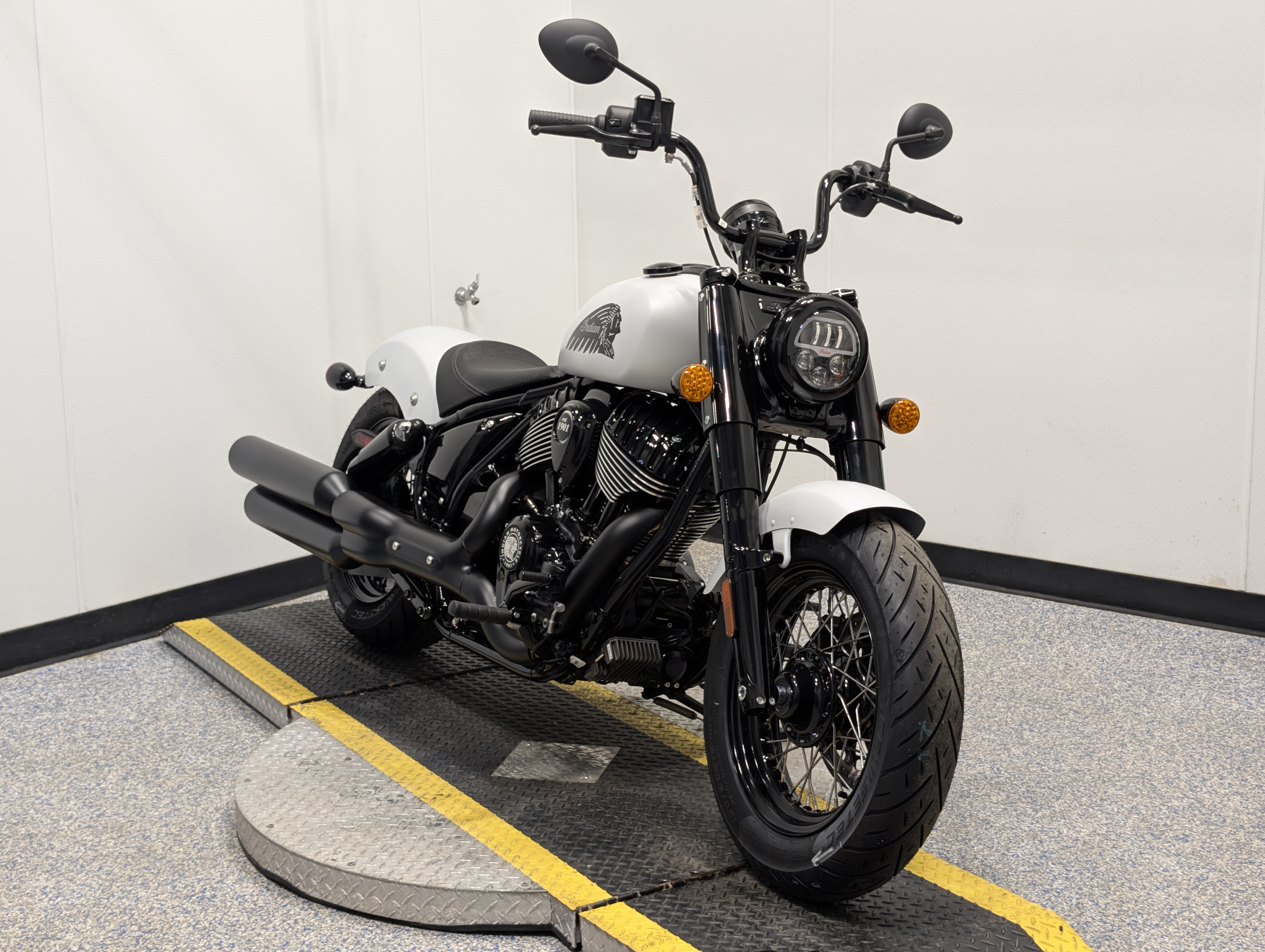 2026 Indian Motorcycle Chief Bobber BASE in Auburn, MA