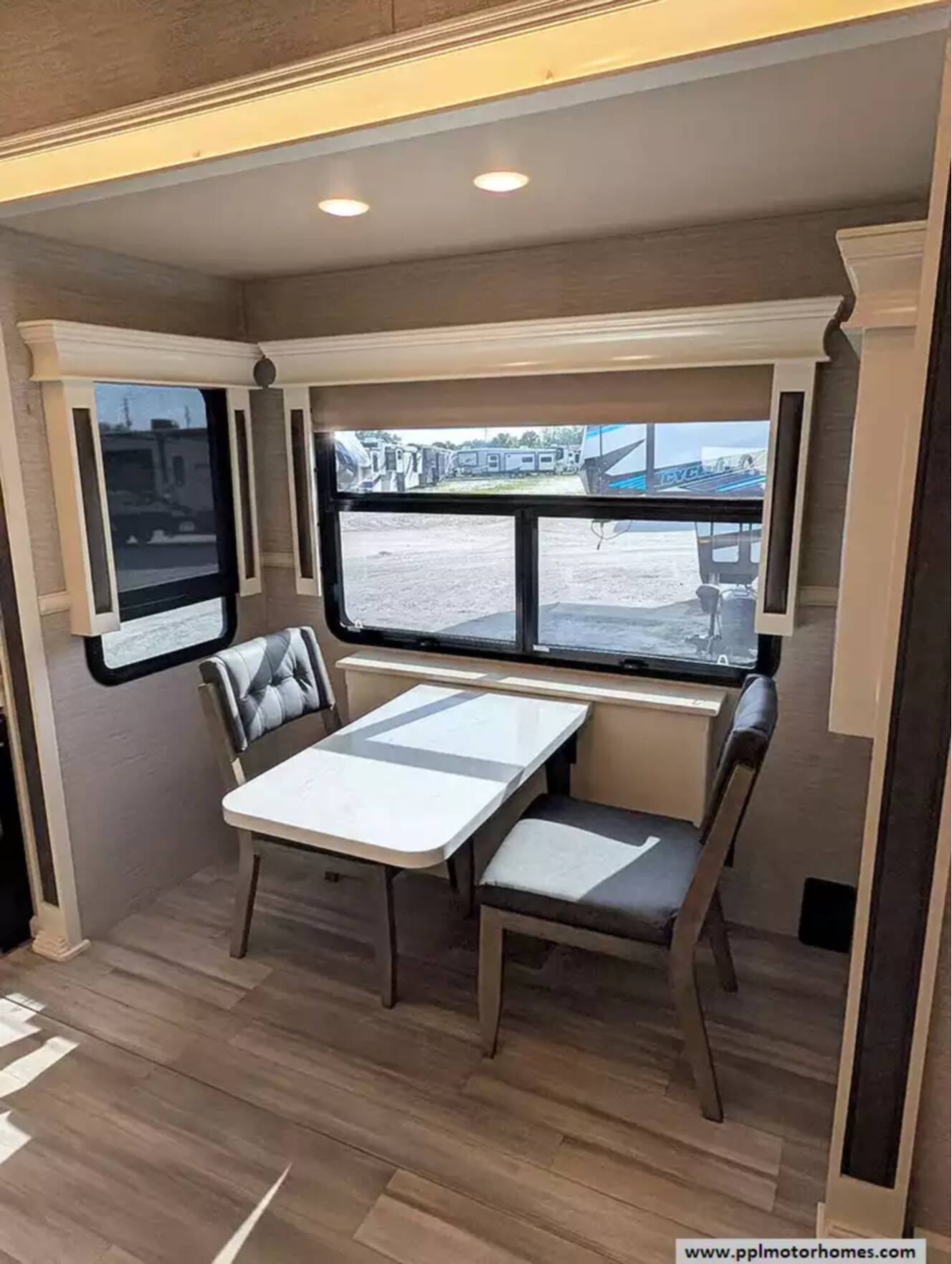 A photo of this 2022 Vanleigh Rv Beacon 42RDB