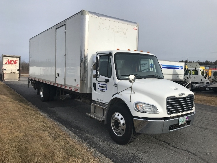 2020 FREIGHTLINER BUSINESS CLASS M2 106 in Londonderry, NH