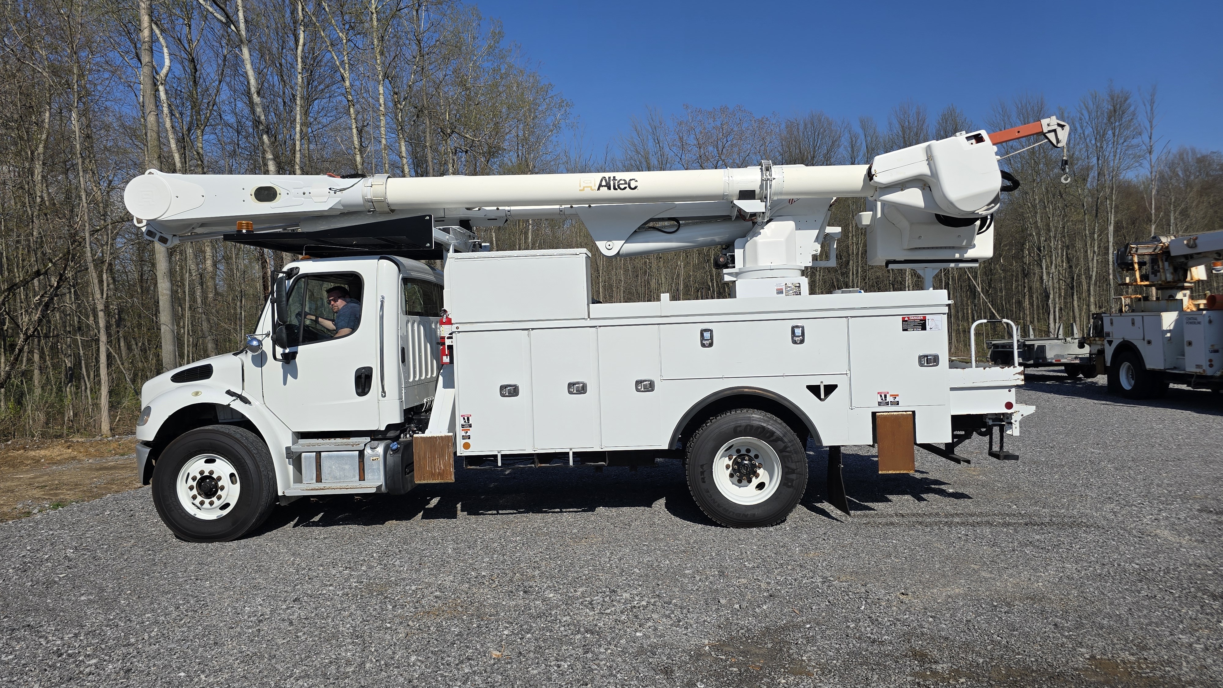 2020 FREIGHTLINER BUSINESS CLASS M2 106 in Lockport, NY