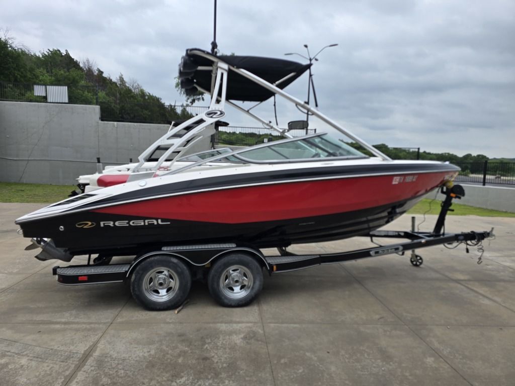 2009 Regal 2100 rx in pottsboro TX