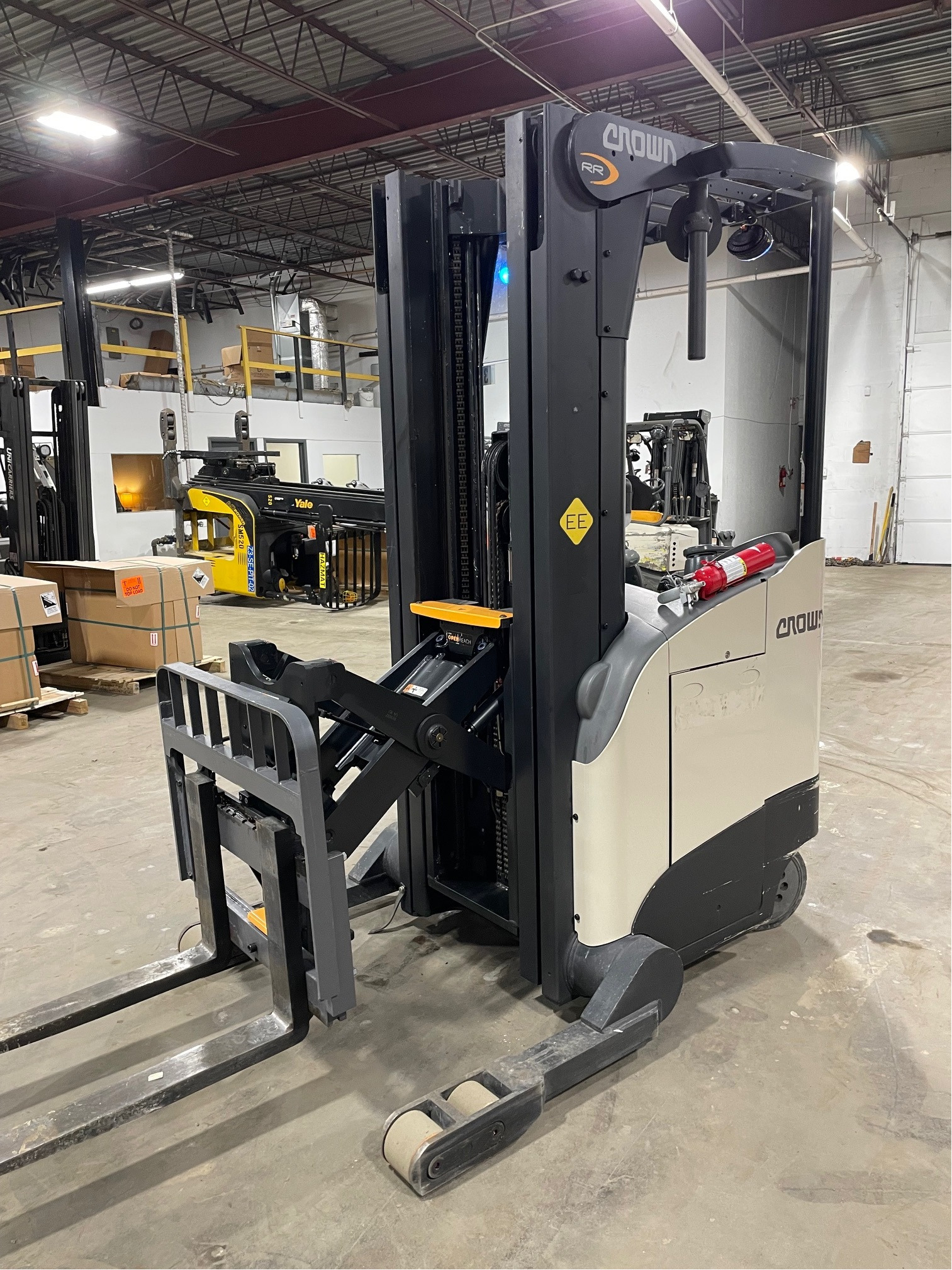 2018 Crown Equipment RR5725-45 in Bristol, PA