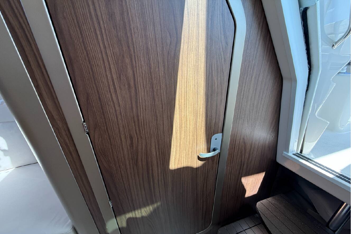 A photo of this 2026 Boston Whaler 285 Conquest
